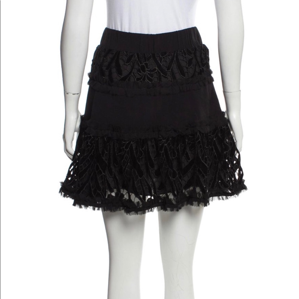 Gorgeous Alexis Lace Pattern Skirt, S - like new!